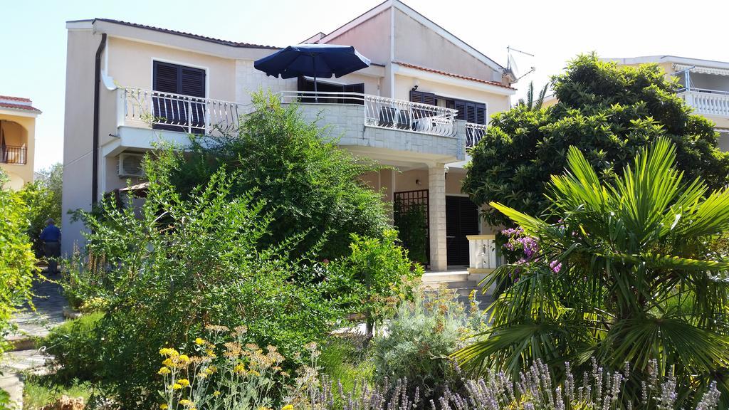 Apartments Labor Водице Экстерьер фото